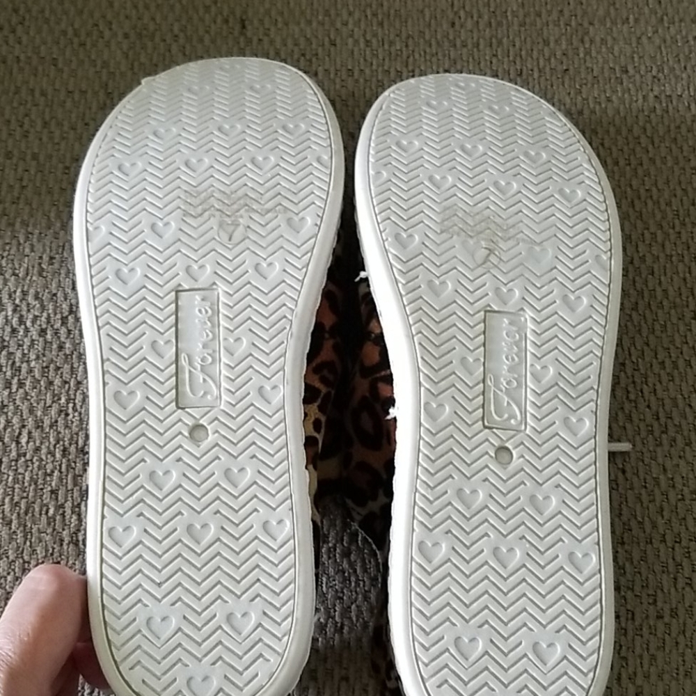 ⭐CLEARANCE SALE⭐  LEOPARD TENNIS SHOES - Picture 7 of 8